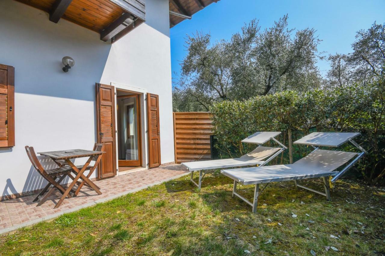 Agritur Fiore D'Ulivo Riva del Garda Exteriör bild