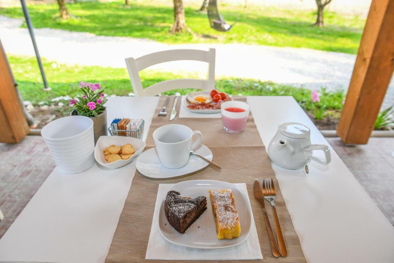 Agritur Fiore D'Ulivo Riva del Garda Exteriör bild
